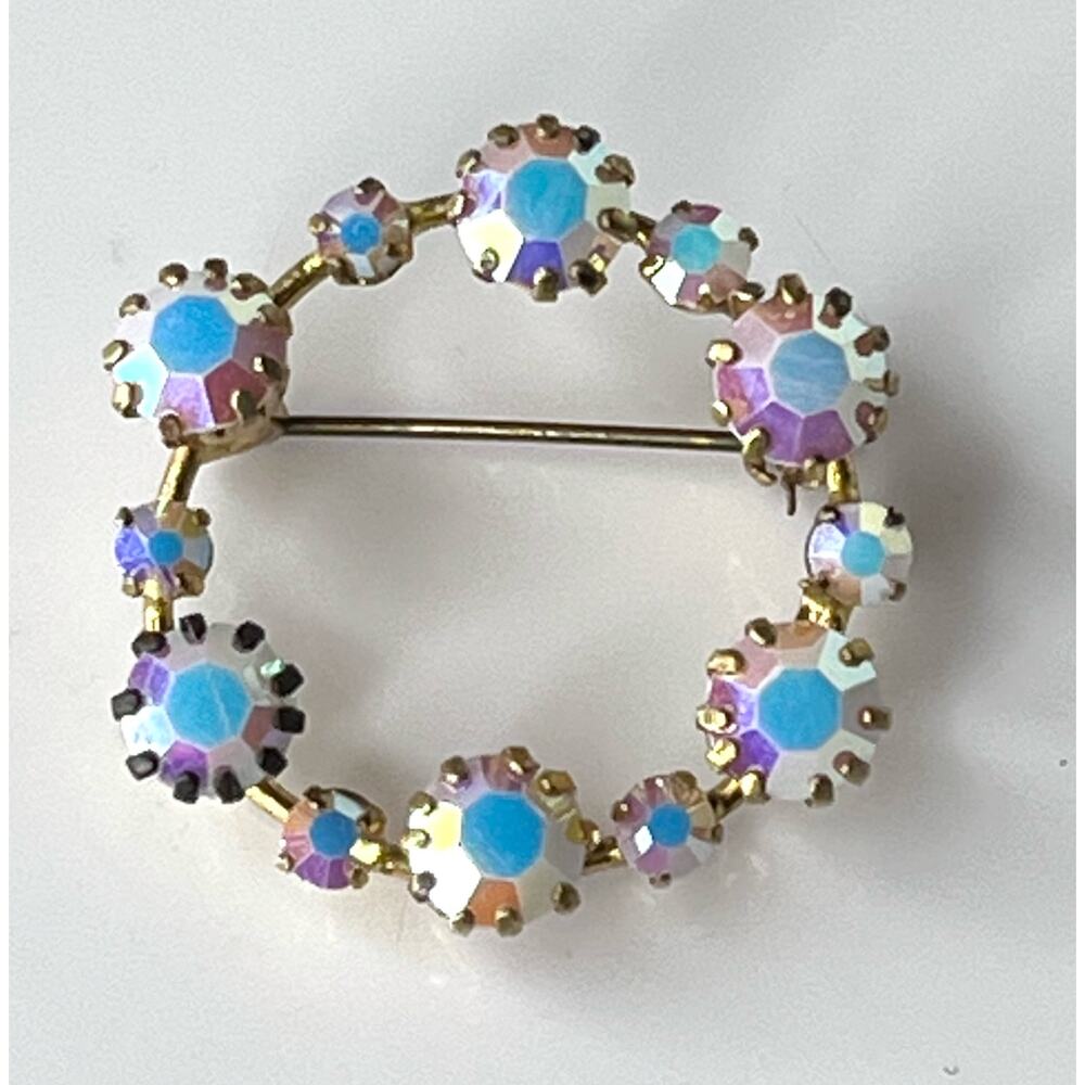 Austria Crystal Brooch Pin 1.5" Aurora Borealis Quartz Stone Wreath Blue Vtg